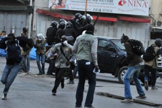 Sénégal-Audition de Karim Wade : Une arrestation et des courses poursuites entre militants et policiers avant les «choses sérieuses»